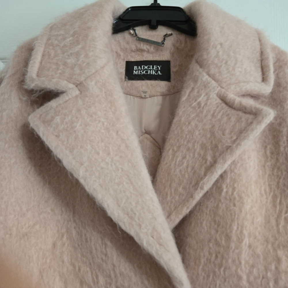 Elegant Pink Women's Coat - Picture 5 of 14